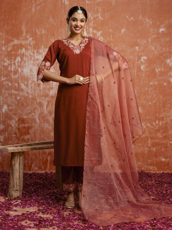 VP 9696 Women wear Kurta and Pant Sets Chanderi Silk Blend